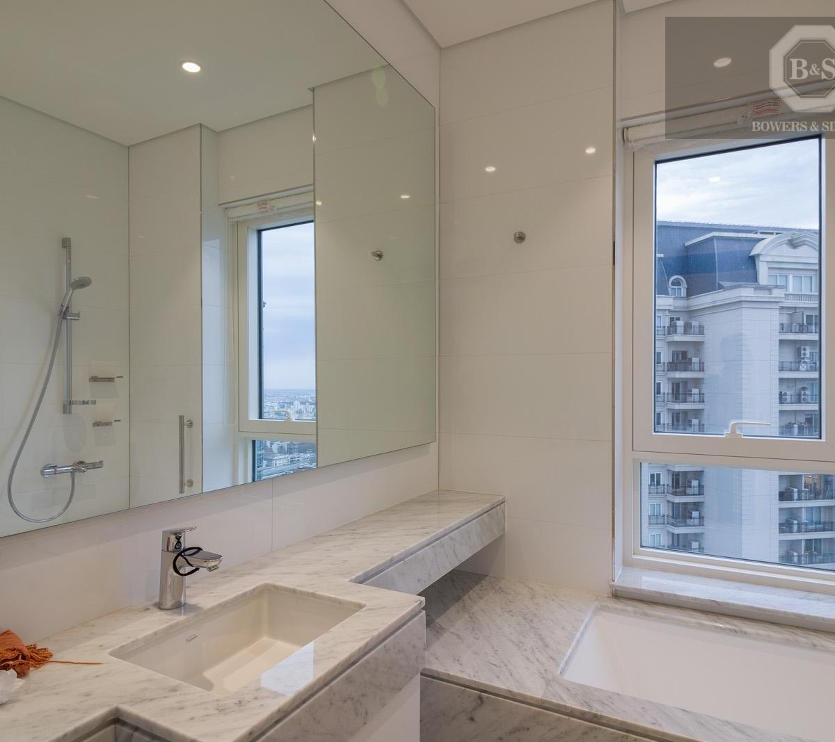 Exclusivo Semipiso. en Venta Torre Alvear Tower, Totalmente Amoblado. 2