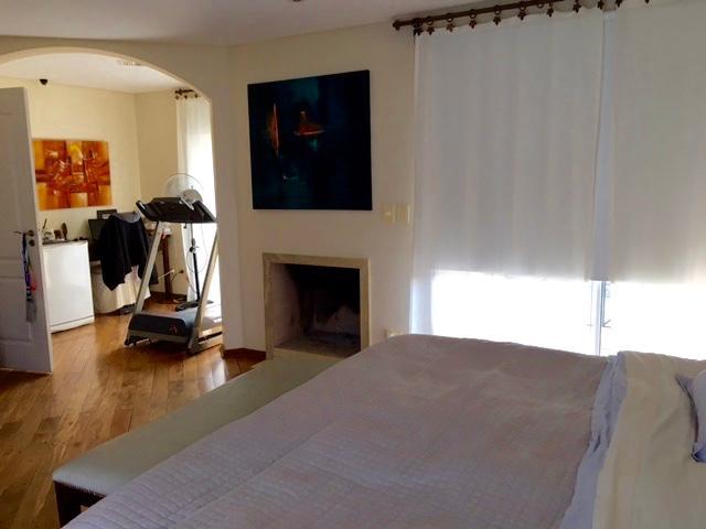 Ayres de Pilar. Impecable Casa con Posibilidad 2do Lote. 3