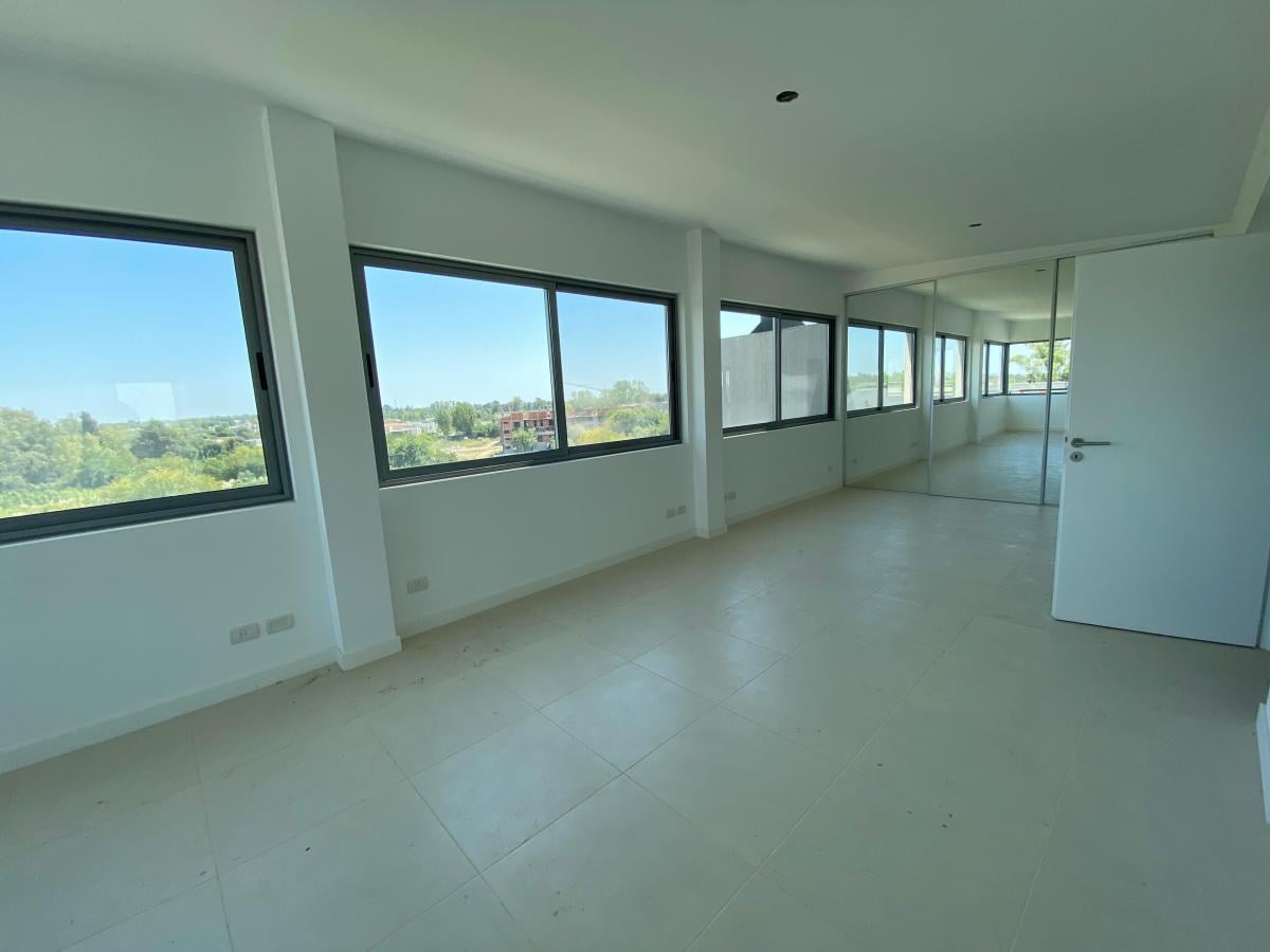 Civis Tortugas. Departamento de 3 a 4 ambientes en venta CON RENTA