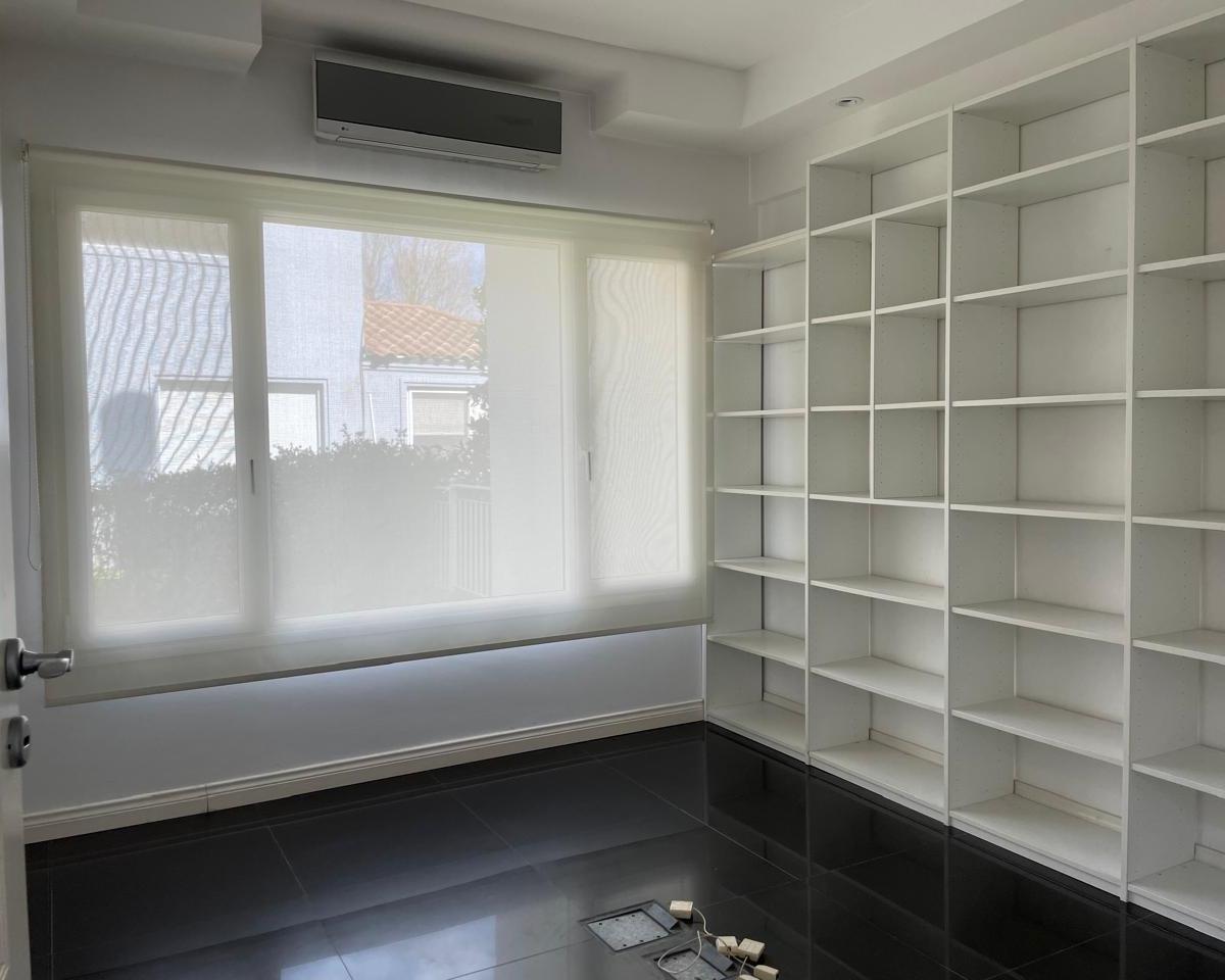 Foto de Muy buena casa con orientación noroeste a espacio vende común., imagen 5