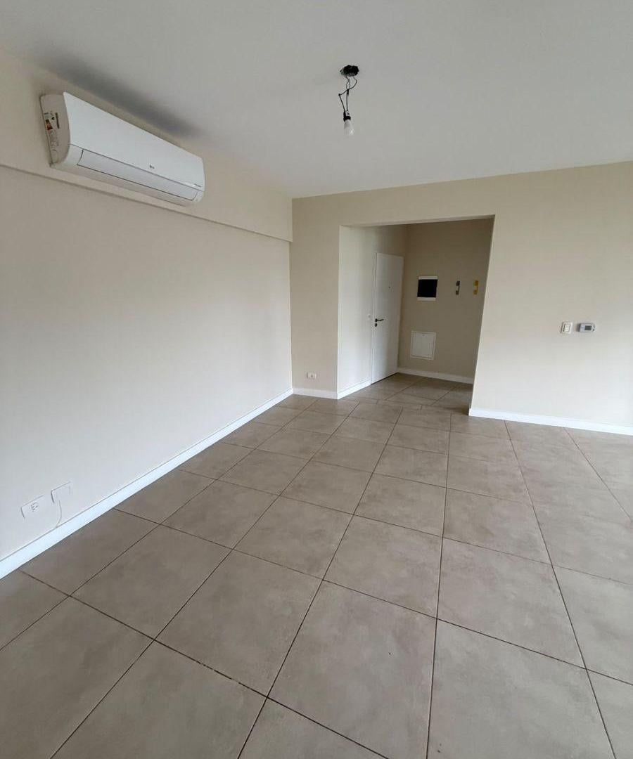 Foto de Civis departamento de 3 ambientes en alquiler con balcón y parrilla, imagen 3