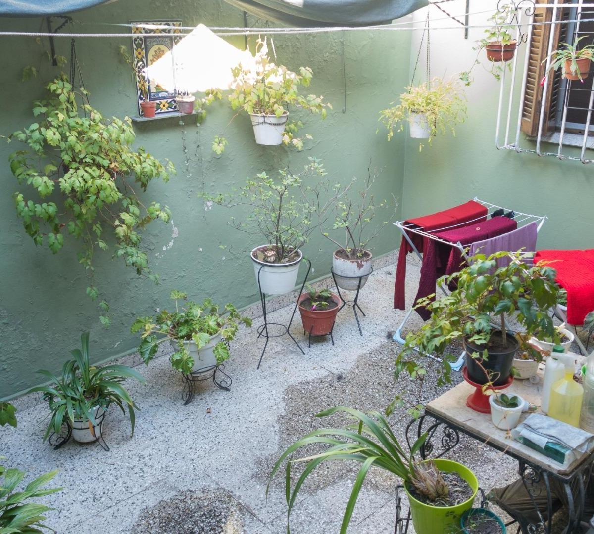 4 Ambientes C/garage y Fondo Libre 1