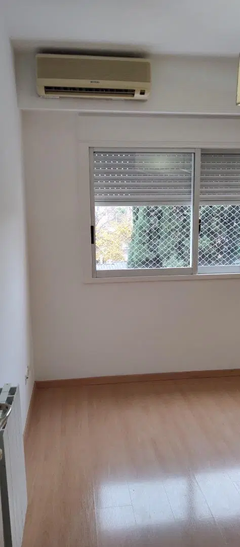 3 Ambintes 2 Baño, Balcón y Espacio Guarda Coche 5