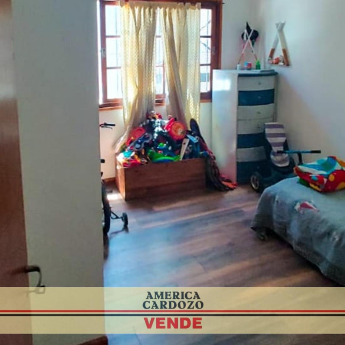 Casa 6 Ambientes Barrio Alcorta Moreno 2