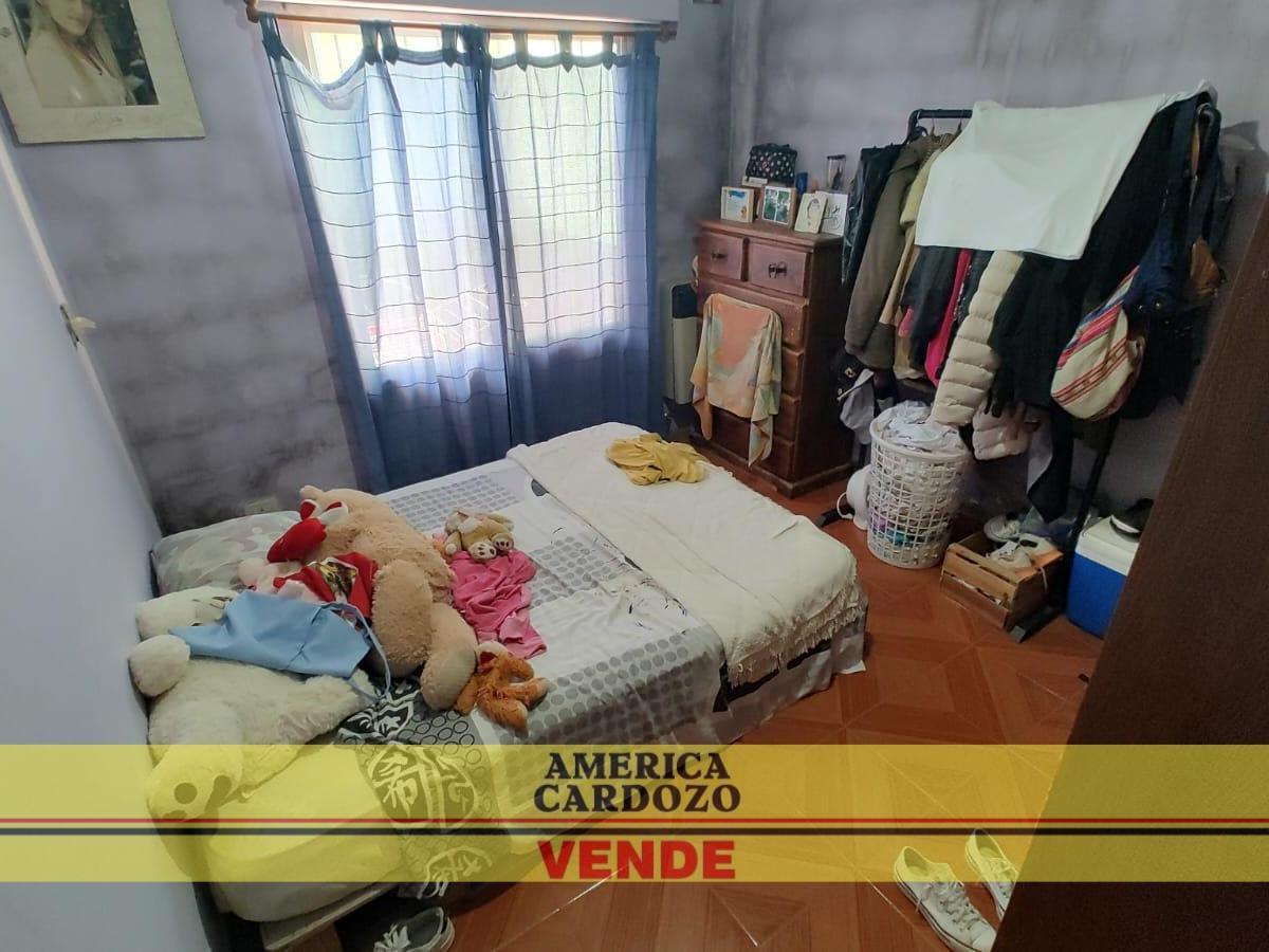 Complejo de Casa con 2 Depts, 374 m², Merlo Norte 2