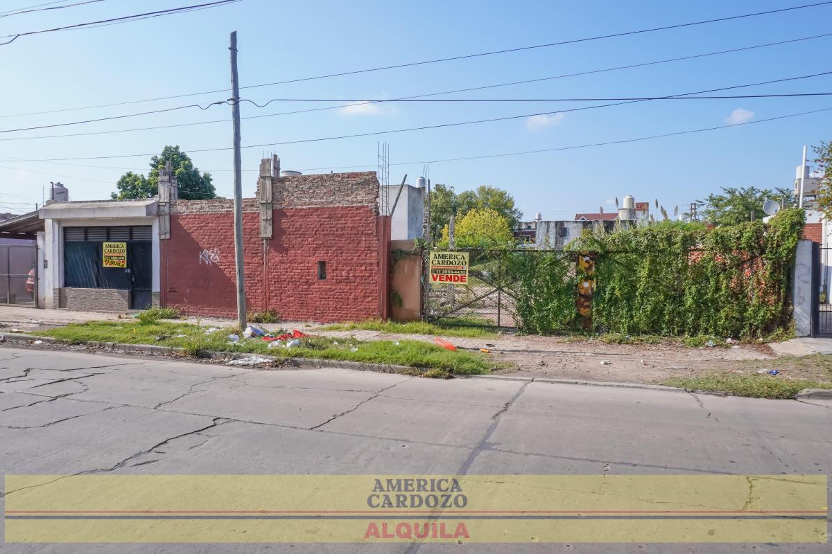 2 Lotes de 425 m² c/u Total 850 m², Mas Local, 24 m², Pompeya, Merlo 5