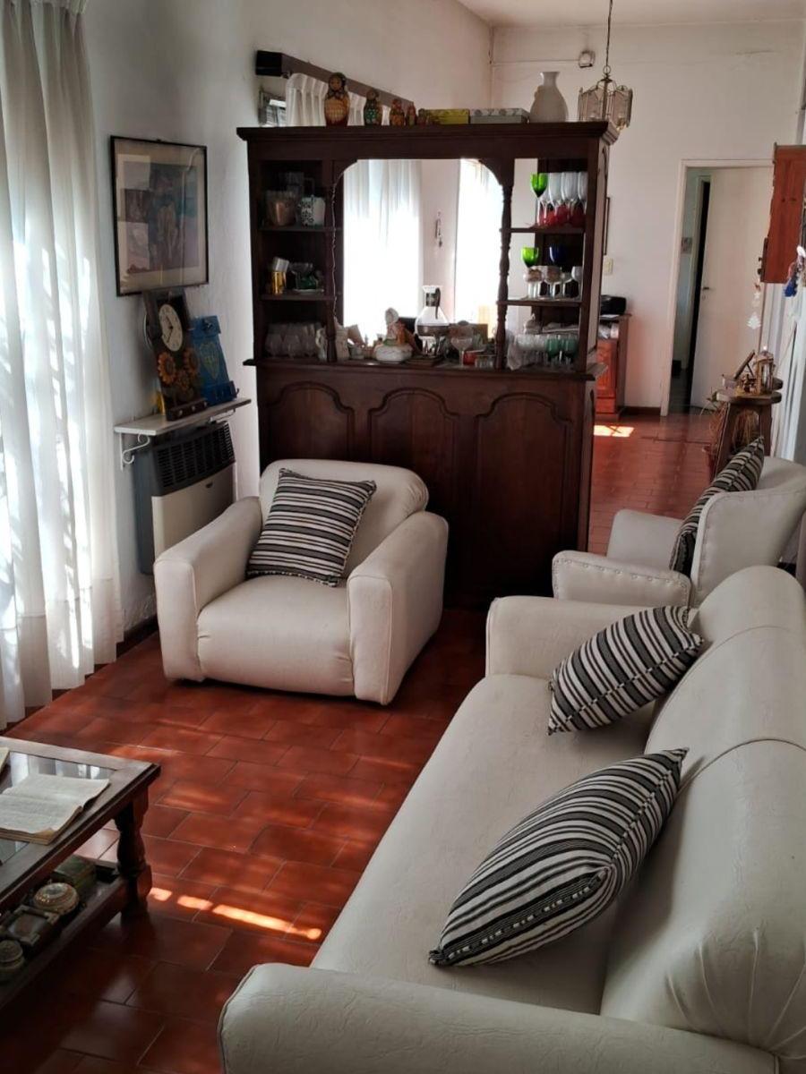 Casona 600 m², Merlo Centro 1
