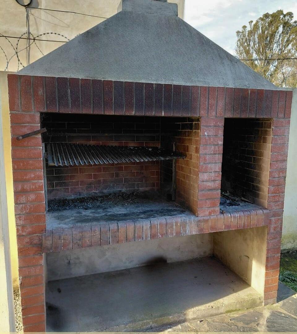 Foto de CHALET 6 AMBIENTES, 440 M2, LA REJA FINANCIA DUEÑO, imagen 4