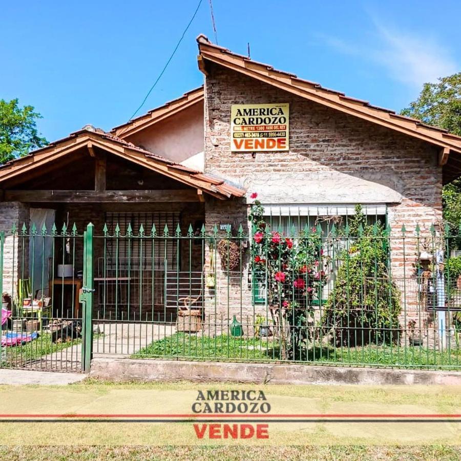 CASA 5 AMBIENTES, AMPLIO LOTE, MORENO