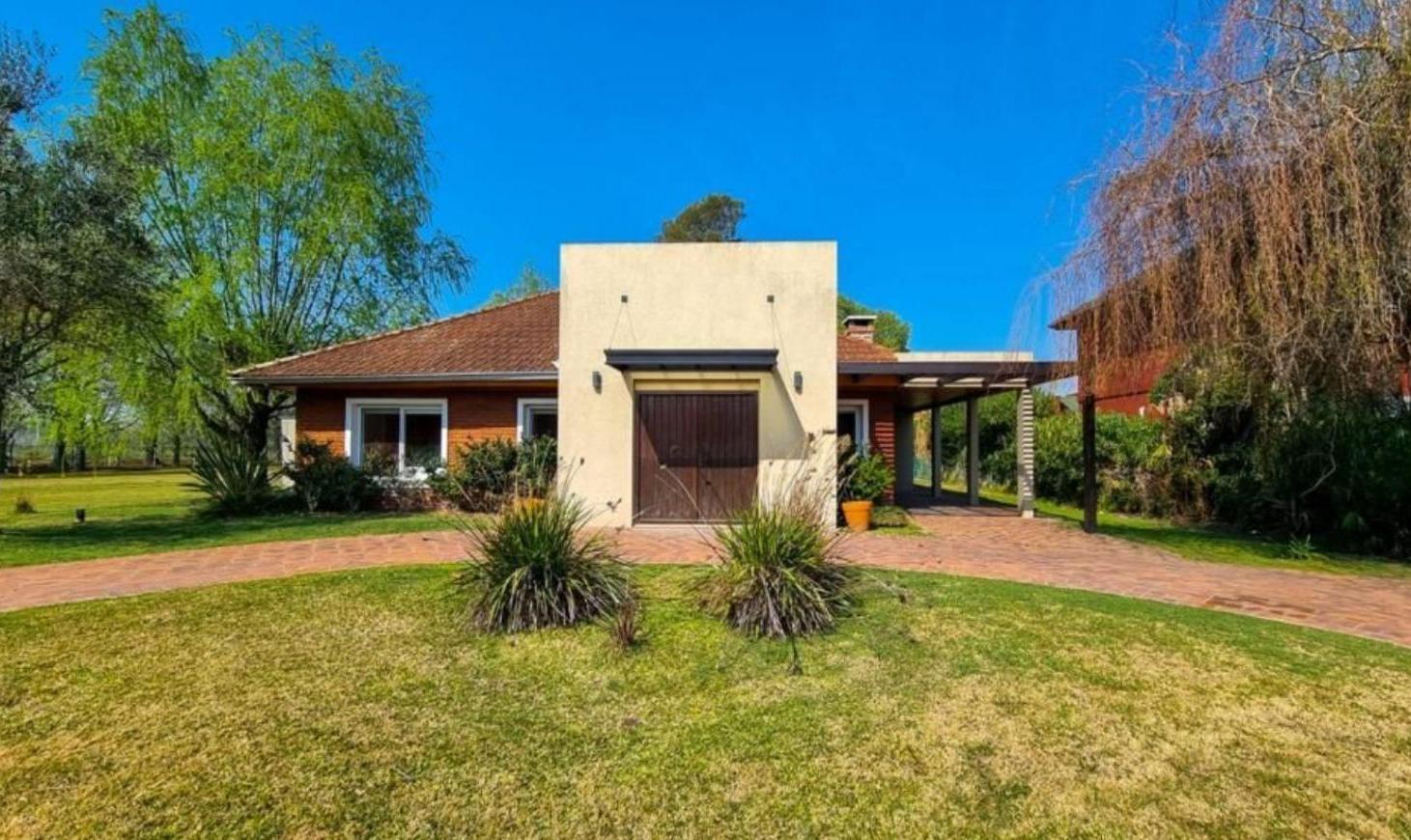 CASA | 5 AMBIENTES | PISCINA | PARRILLA | BOCA RATÓN PILAR