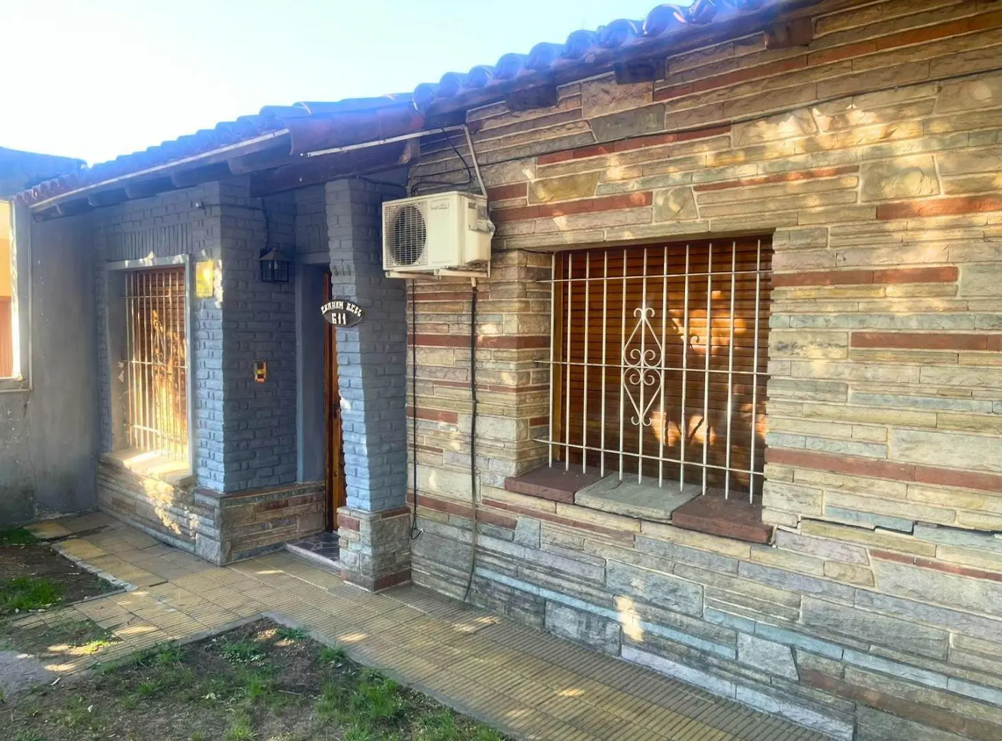 Casa Chalet VENTA 4 AMBIENTES PASO DEL REY 3