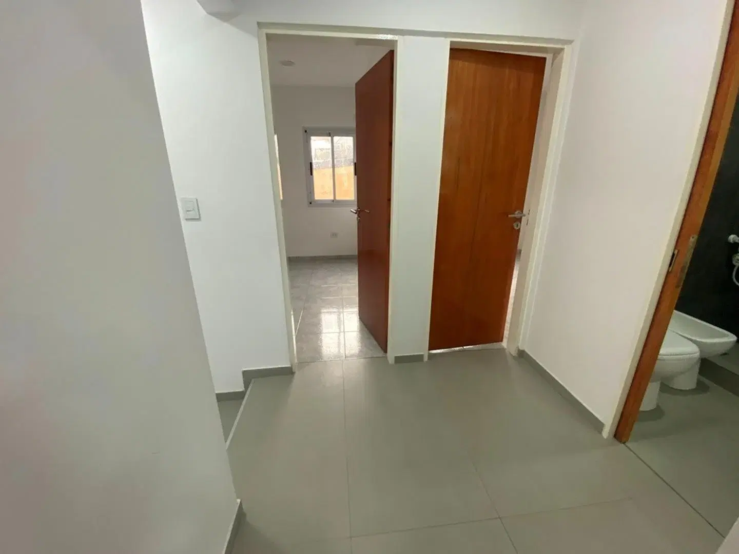 DUPLEX | 4 AMBIENTES | A ESTRENAR | TECNOLOGICO | COCHERA | ITUZAINGO 8