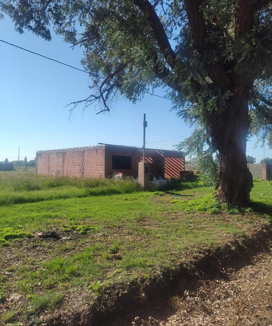 CASA | 3 AMBIENTES | A TERMINAR | COCHERA PASANTE | GRAL. RODRIGUEZ