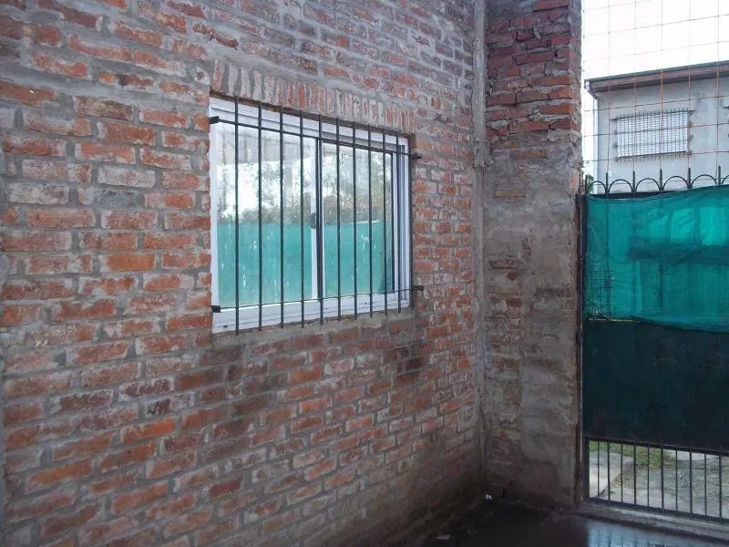 CASA DEPARTAMENTOS A TERMINAR | LOTE 12x25 | INVERSIÓN | PASO DEL REY 3