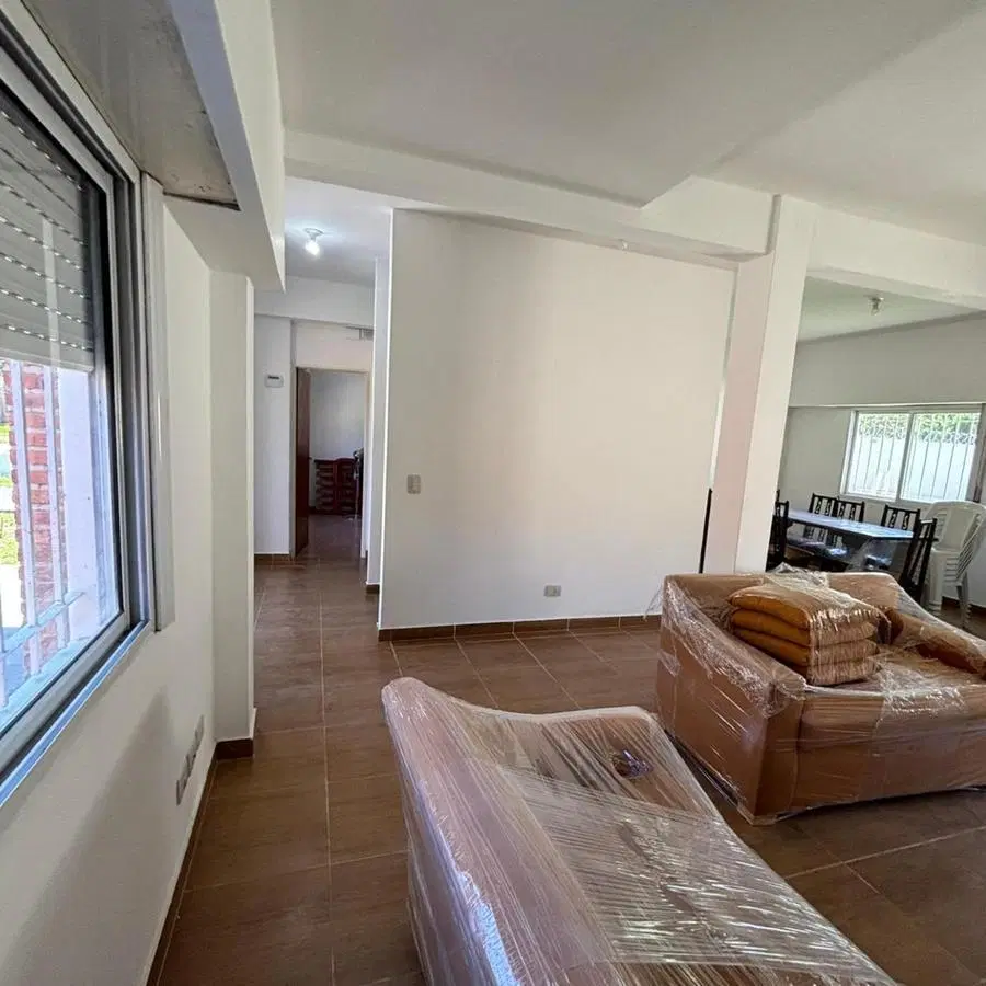 CHALET 6 AMBIENTES EN BARRIO SOL AZTECA LA REJA 3