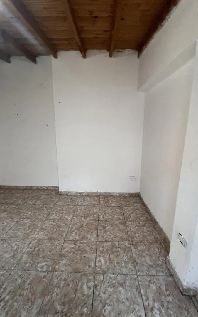CASA PH 2 AMBIEMTES ALQUILER LA PERLITA MORENO 2