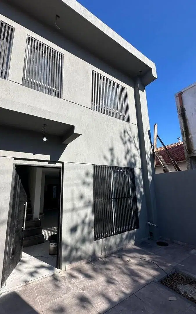 Dúplex en venta 3 ambientes Castelar Sur con cochera 4