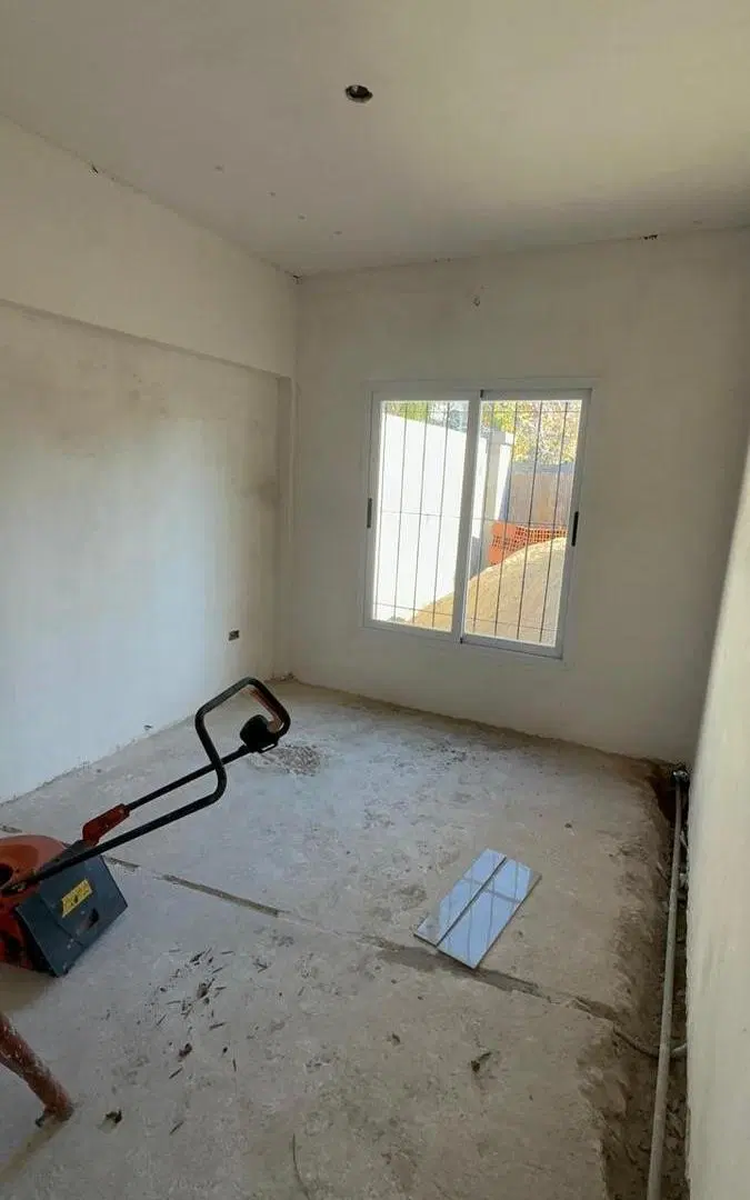 CASA EN PH 3 AMBIENTES COCHERA CASTELAR SUR FINANCIACION 1