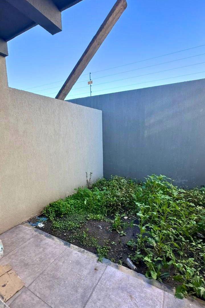 Foto de Dúplex en venta 3 ambientes Castelar Sur con cochera, imagen 3