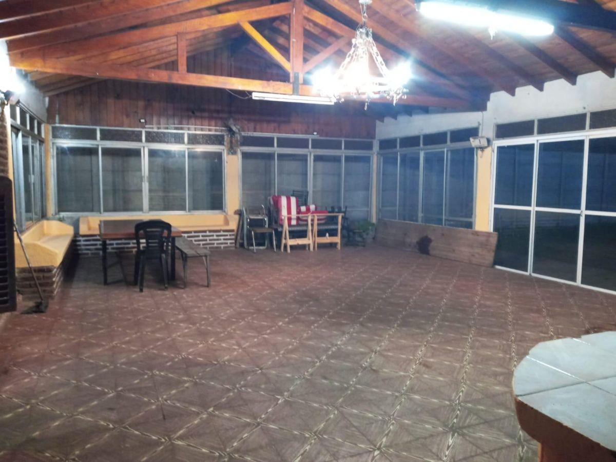 Foto de VENTA CASA QUINTA 985MT2 GRAN DIMENSION PILETA QUINCHO TECHADO PARRILLA, imagen 4