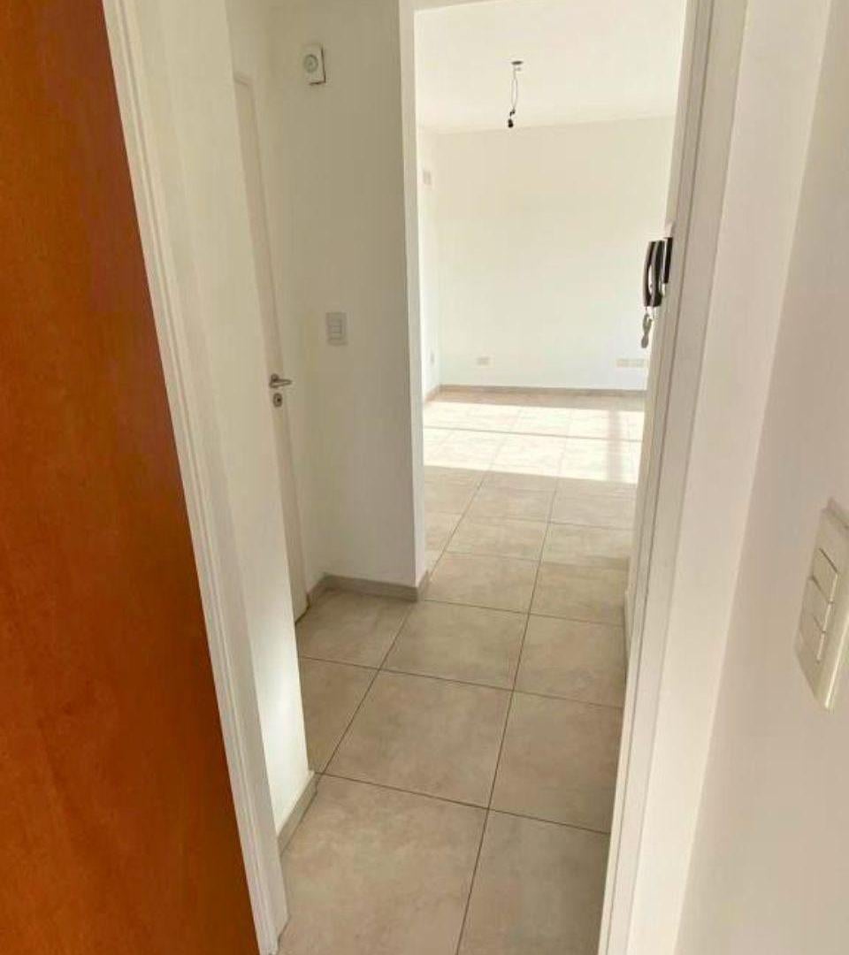 Foto de DEPTO | 2 AMBIENTES | COCHERA | APTO PROFESIONAL | BALCÓN | MORÓN SUR, imagen 3