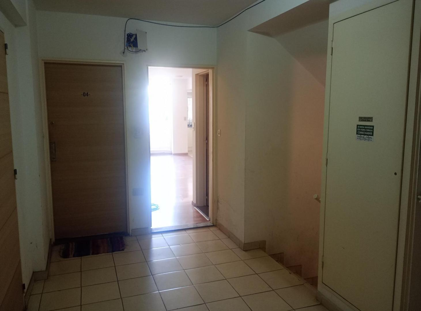 DEPARTAMENTO - MONOAMBIENTE CON BALCON - CONTRAFRENTE
