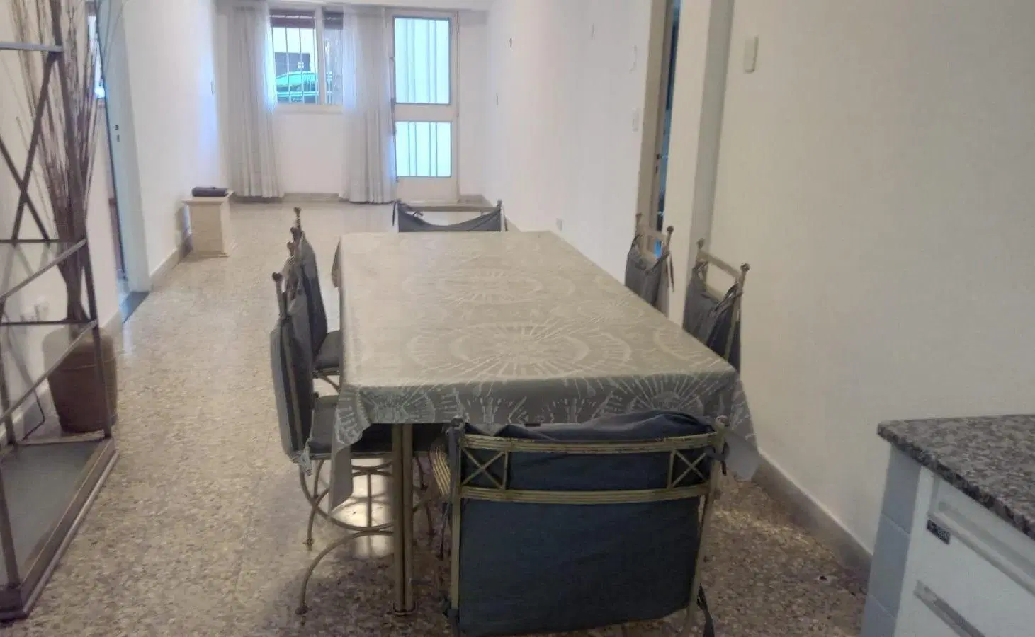 Departamento planta baja tipo casa venta Echesortu 2/3 dormitorios baños patios cochera 3