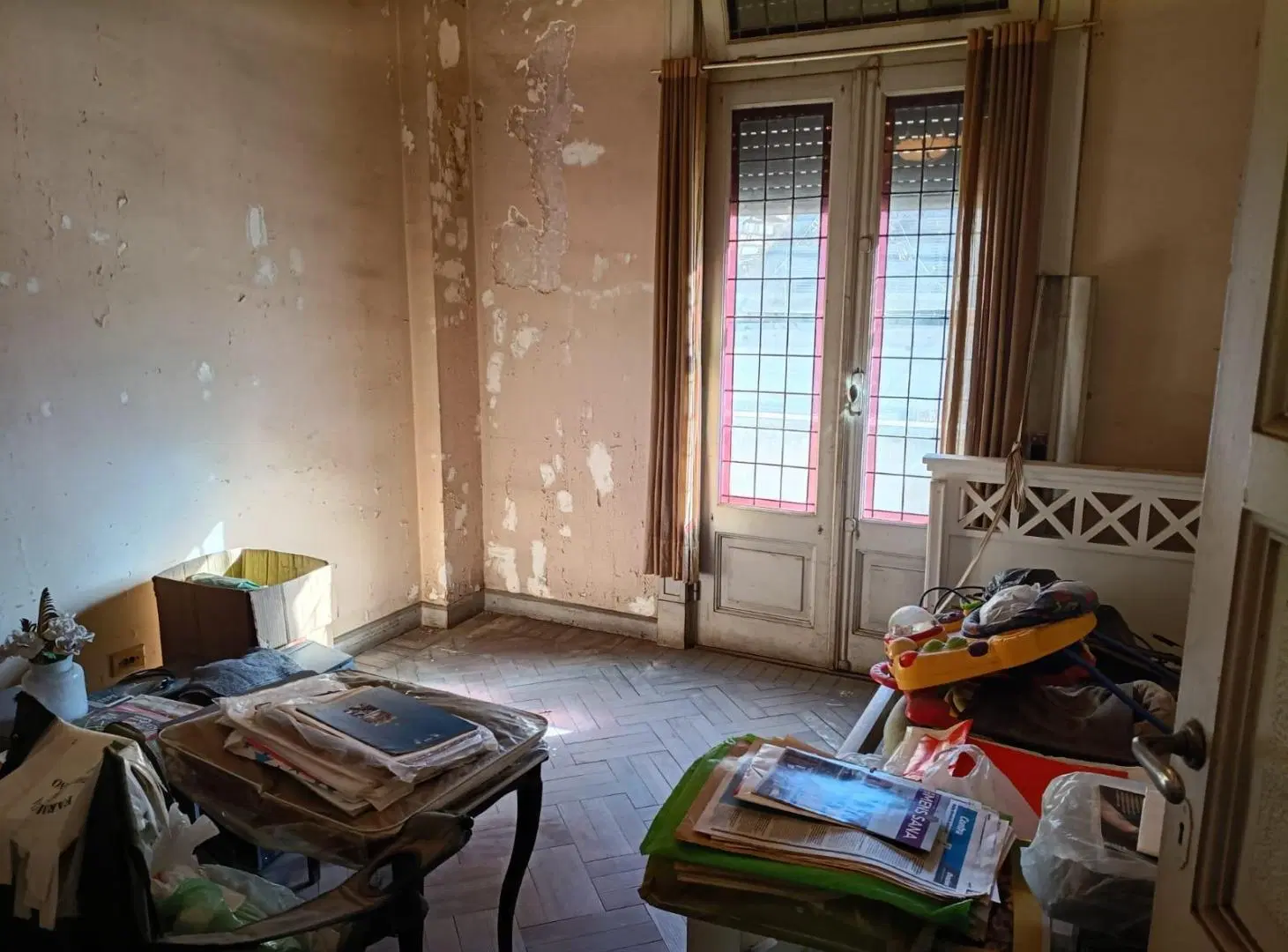 CASA DE ESTILO A RECICLAR EN BARRIO LOURDES – 176 m² – Gran Potencial, Cochera y Terraza 8