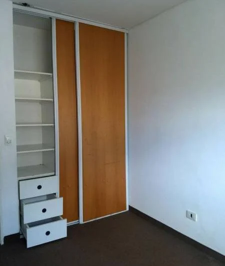 Muy lindo chalet duplex 4 amb en 2 pl con entrada de auto y fondo libre! 5