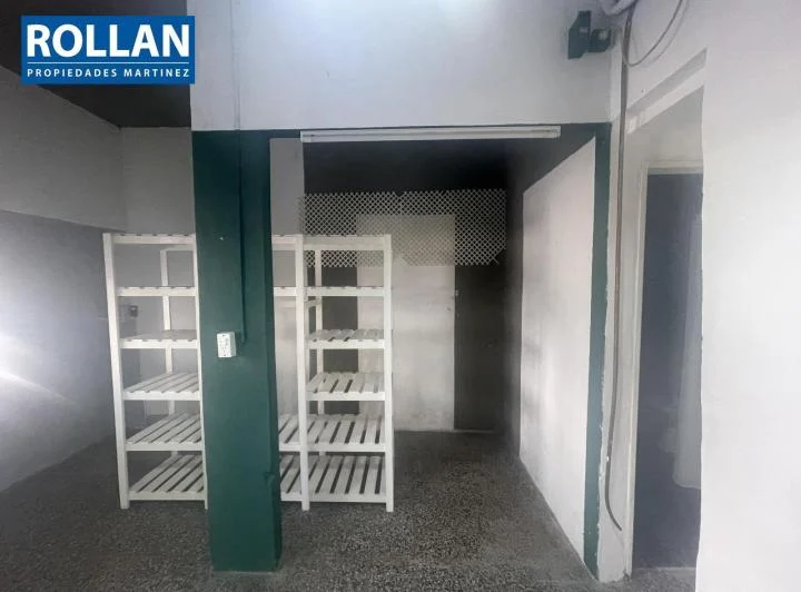 Local en Edison al 3331 5