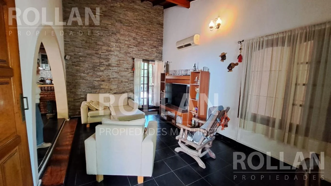 Impecable chalet 5 amb en 1 pl!! VENTA!! ESCOBAR!! Con Pileta!!