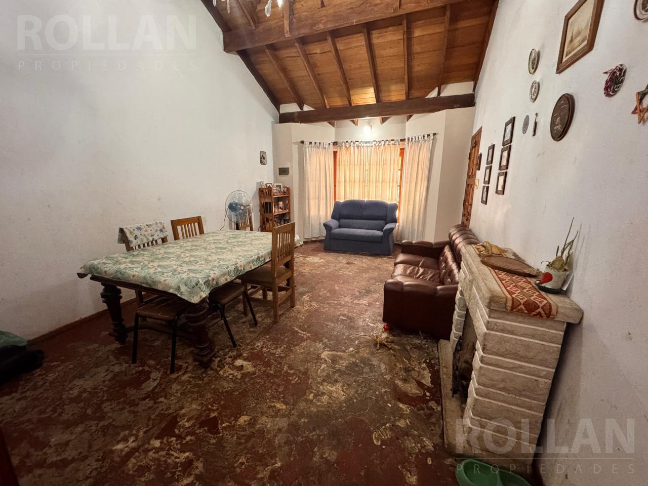 Foto de VENTA Casa en lote propio en Carapachay, imagen 5