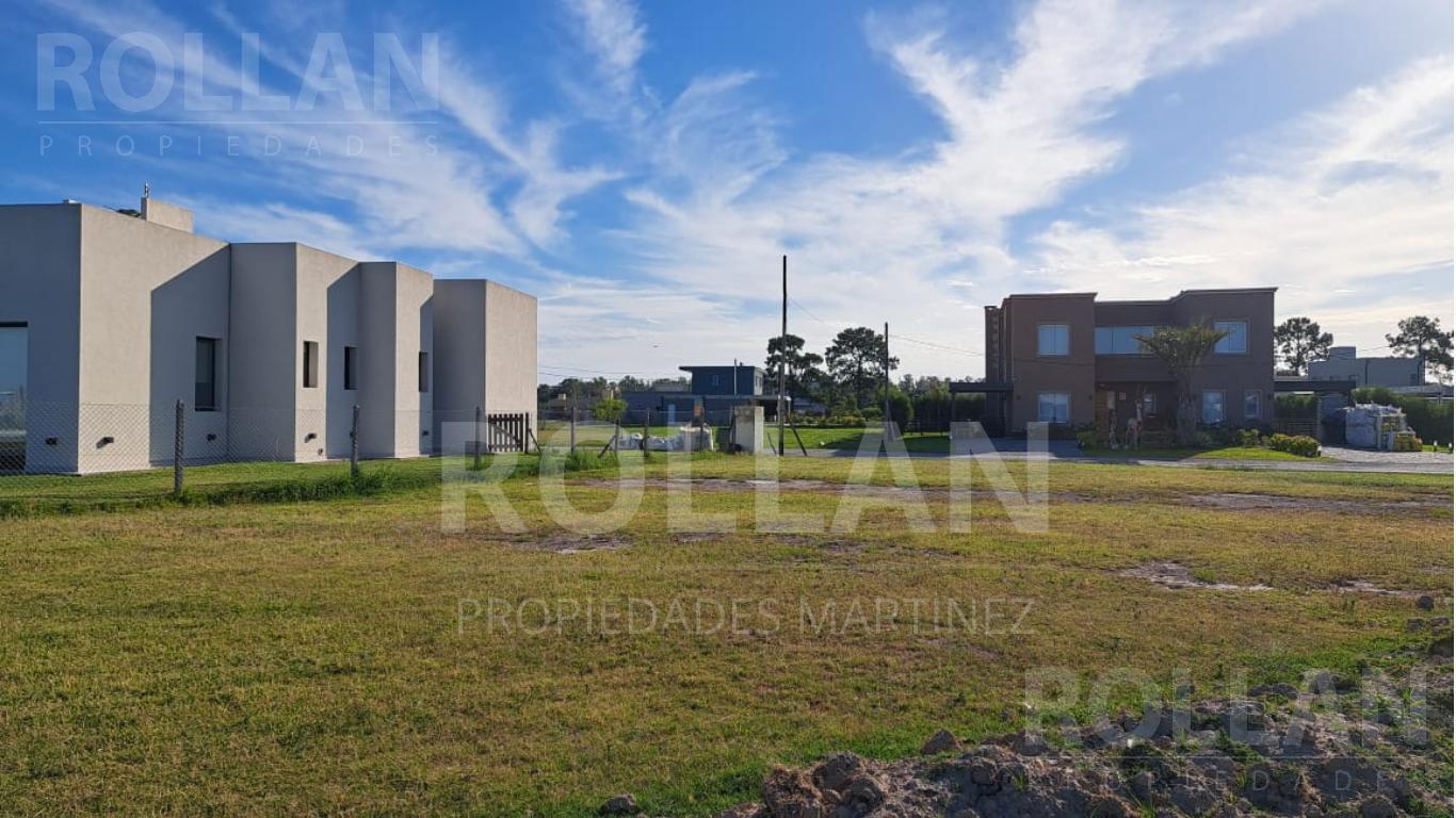 OPORTUNIDAD!!!! Lote a la laguna!! 600 m2 ideal INVERSION
