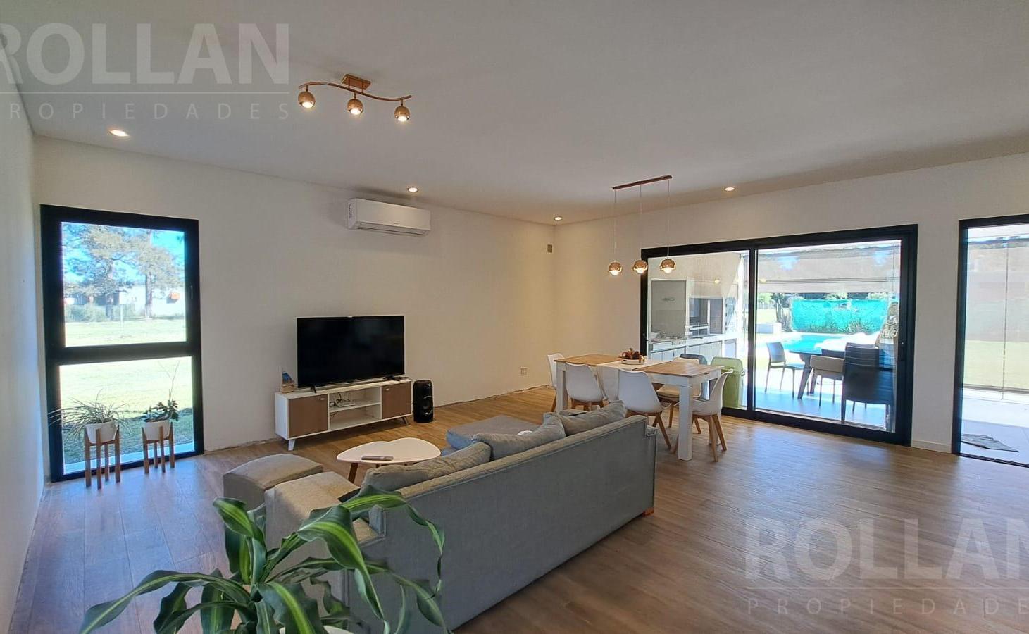 Foto de Casa en ALQUILER ANUAL O TEMPORAL CON MUEBLES 4 dorm., imagen 3