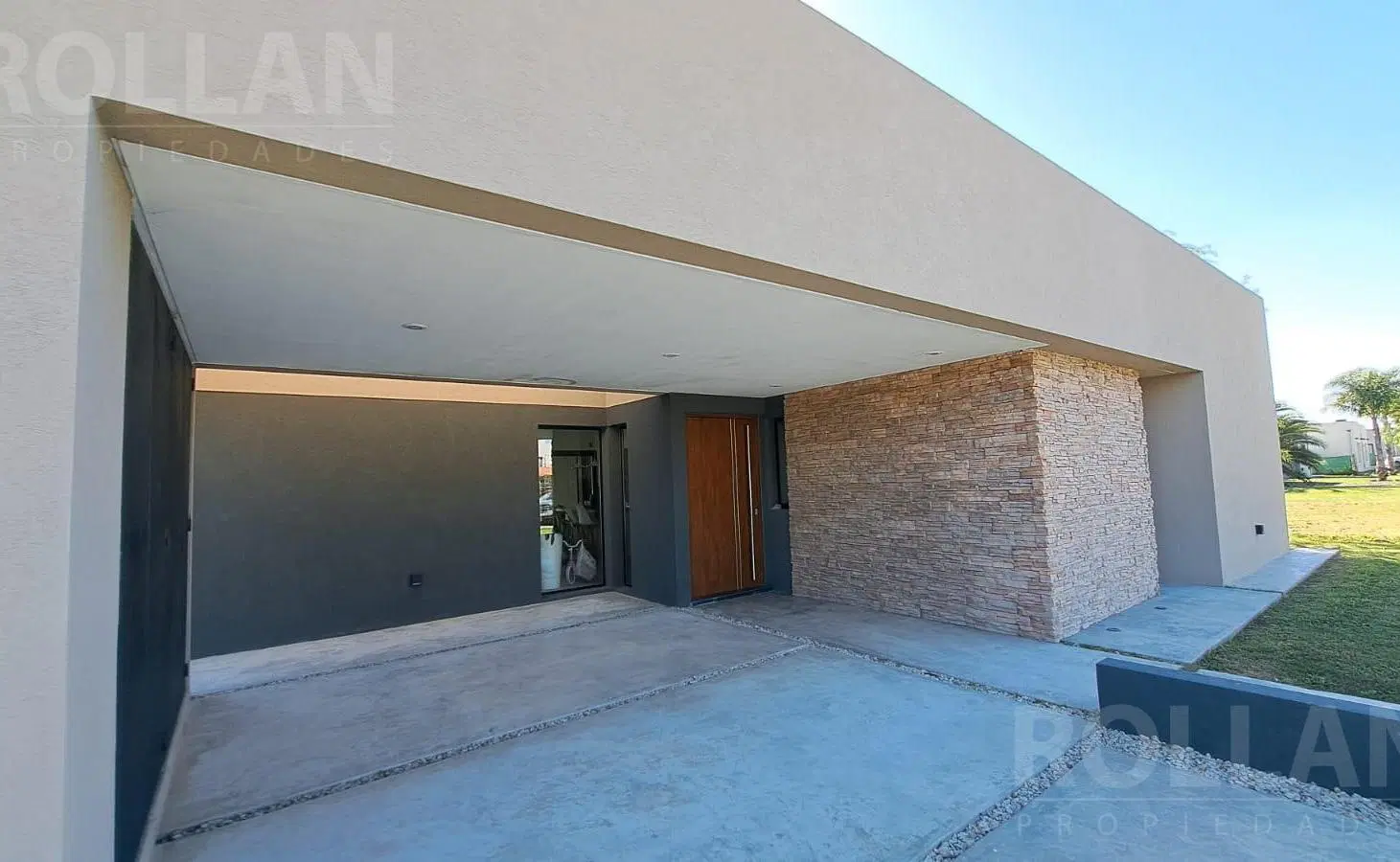 Casa en ALQUILER TEMPORAL CON MUEBLES 4 dorm. 2