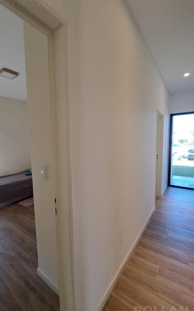 Foto de Casa en ALQUILER ANUAL O TEMPORAL CON MUEBLES 4 dorm., imagen 5