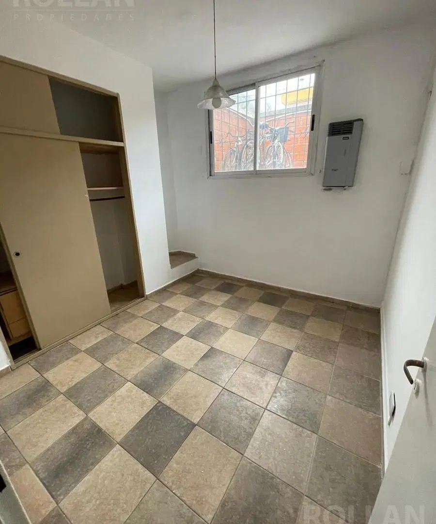 departamento de 2 ambientes en Carapachay!!! 5