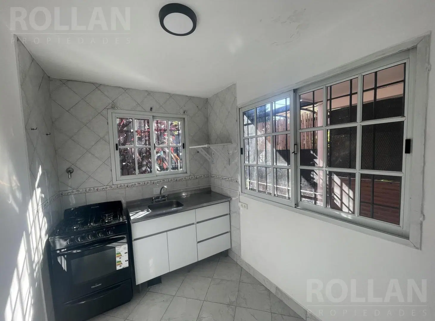 Alquiler duplex 3 amb con Ent de auto en Carapachay 2