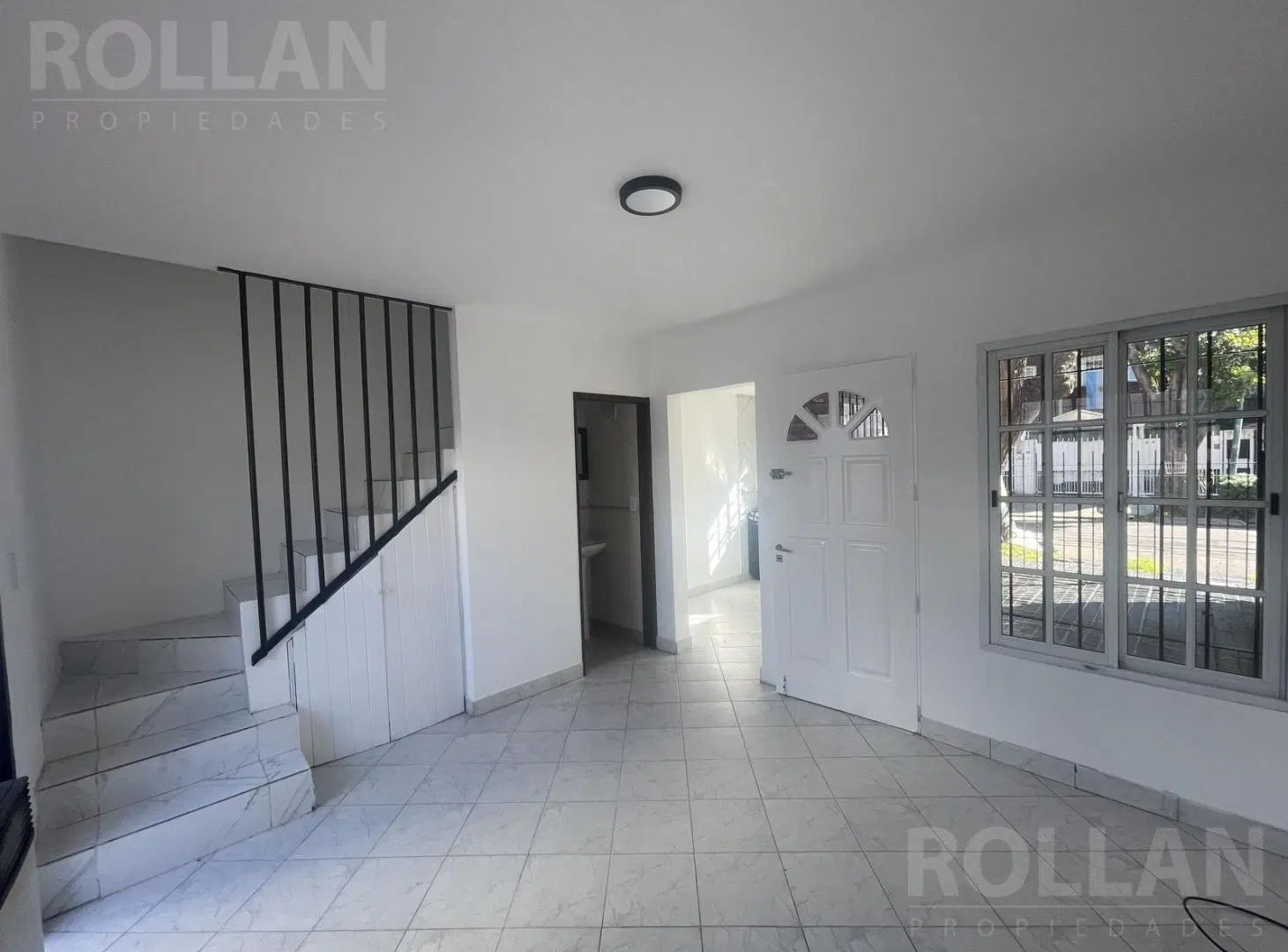 Alquiler duplex 3 amb con Ent de auto en Carapachay 3