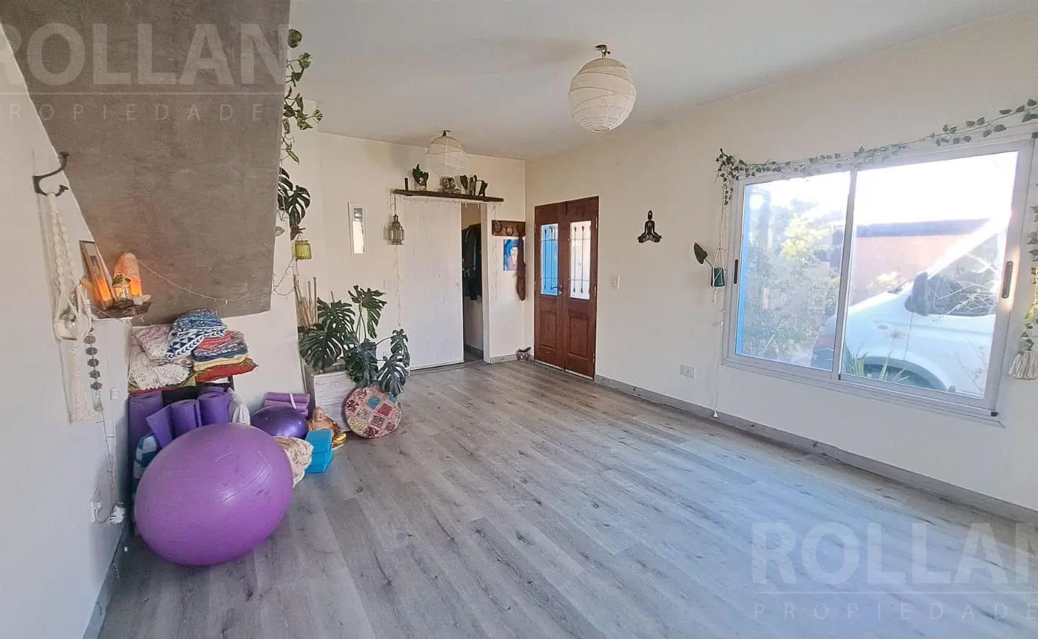 Casa moderna de diseño en dos plantas con pileta, galería y 4 dormitorios – Barrio Ayres de Maschwit 5