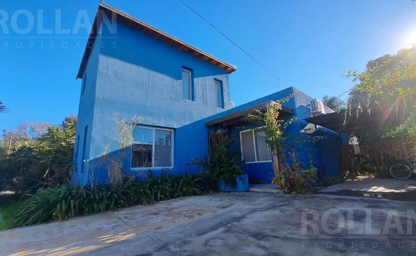 Casa moderna de diseño en dos plantas con pileta, galería y 4 dormitorios – Barrio Ayres de Maschwit 3
