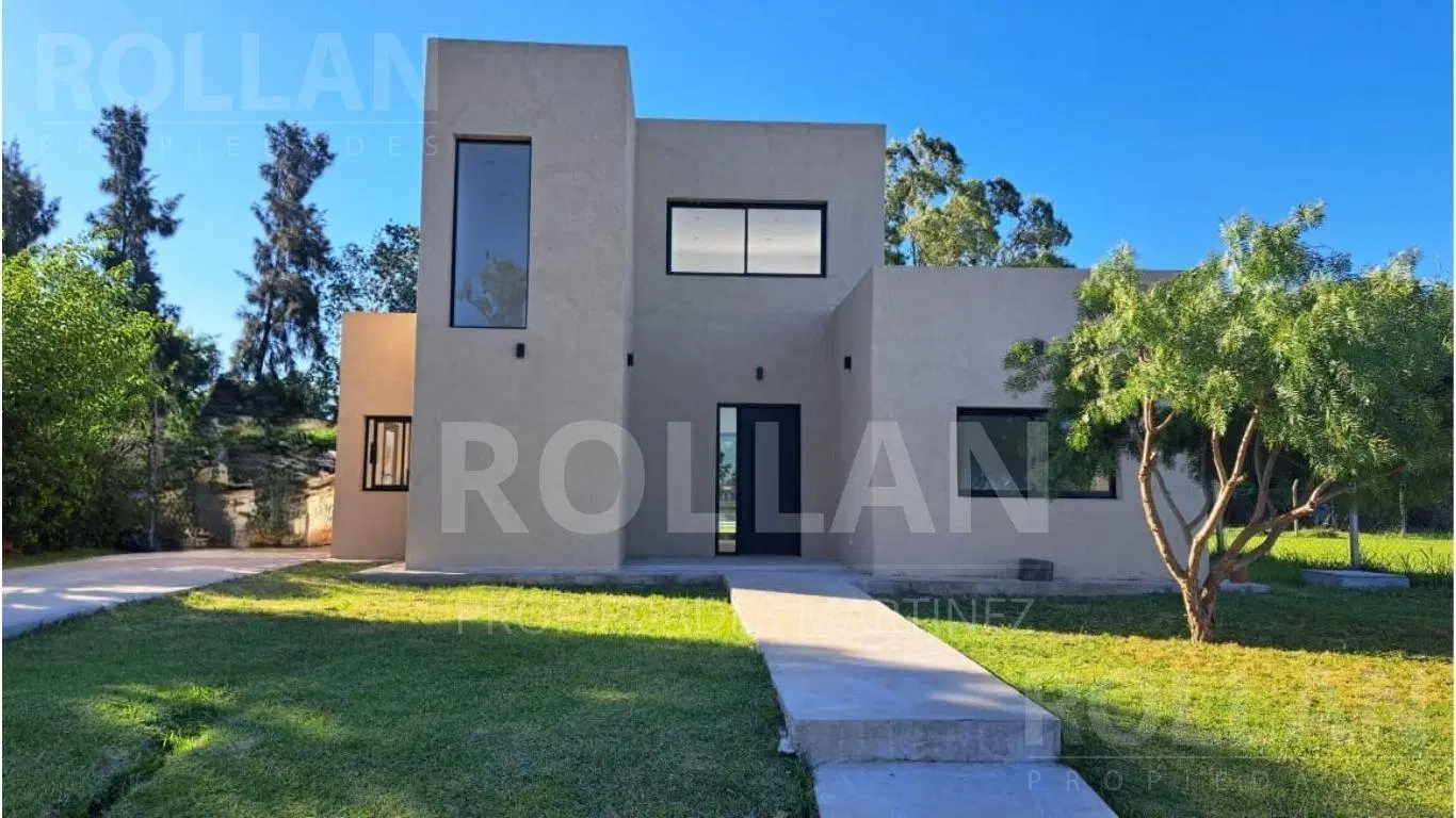 Exc Casa 4 amb en 2 pl c/piscina!! S/lote 658 mts2!! EN ALQUILER!! BARRIO PRIVADO EL ENSUEÑO!! 4