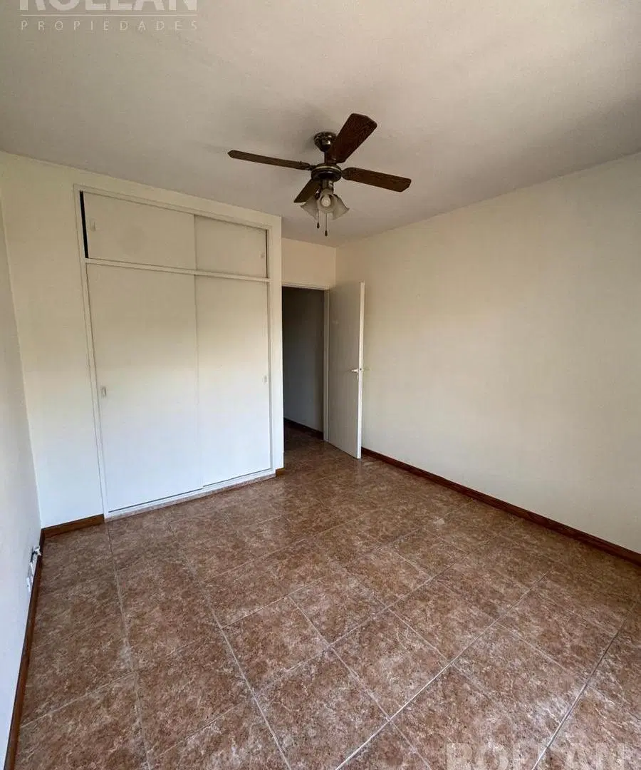 VENTA Duplex 4 ambientes en Carapachay 5