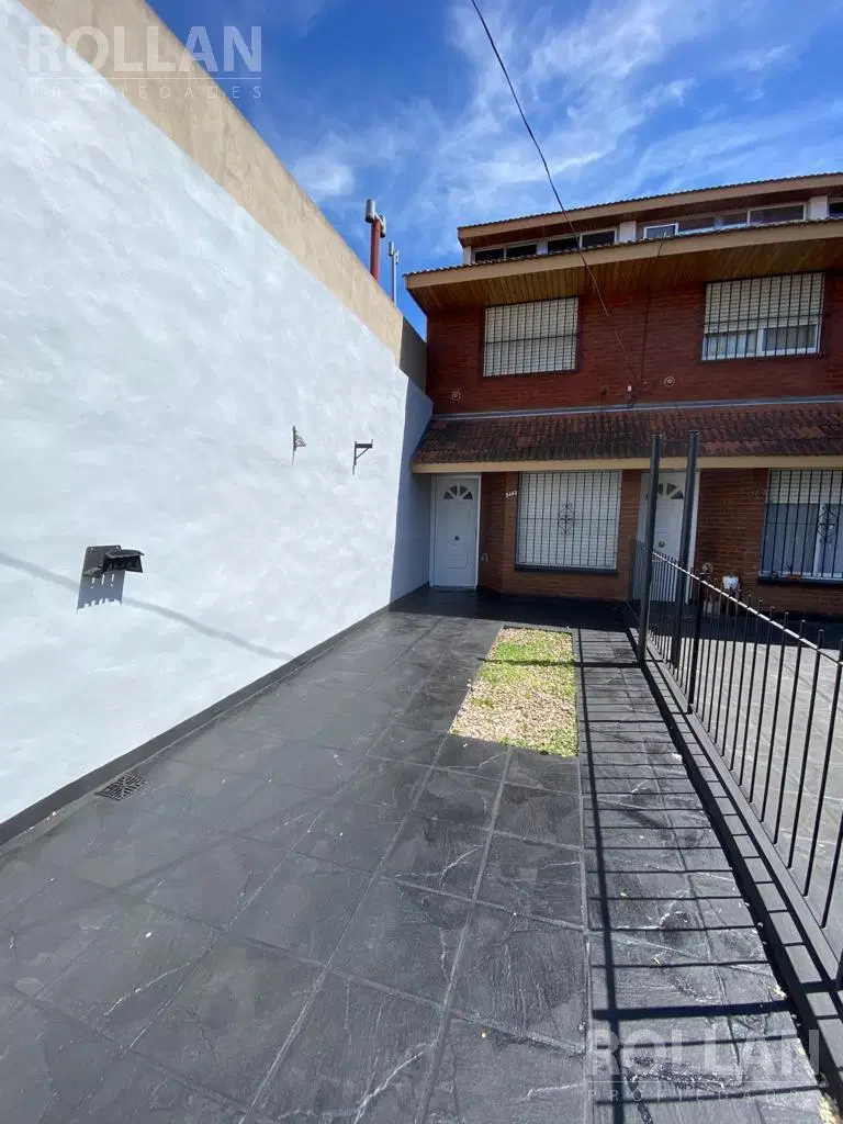 Casa en Carapachay 1