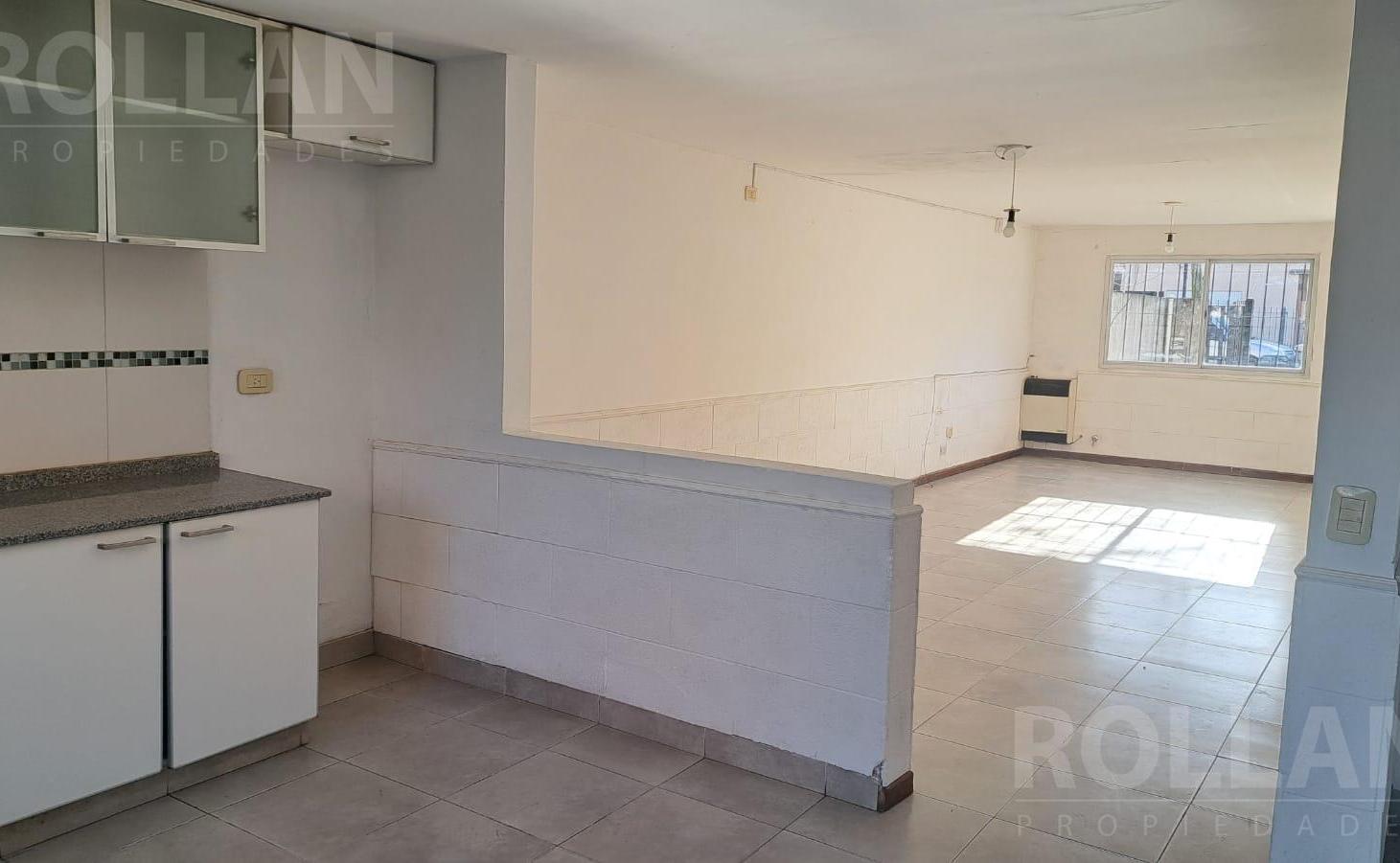 Foto de Duplex 4 amb en 2 pl c/donle entrada auto!! DEL VISO!! ALQUILER, imagen 4
