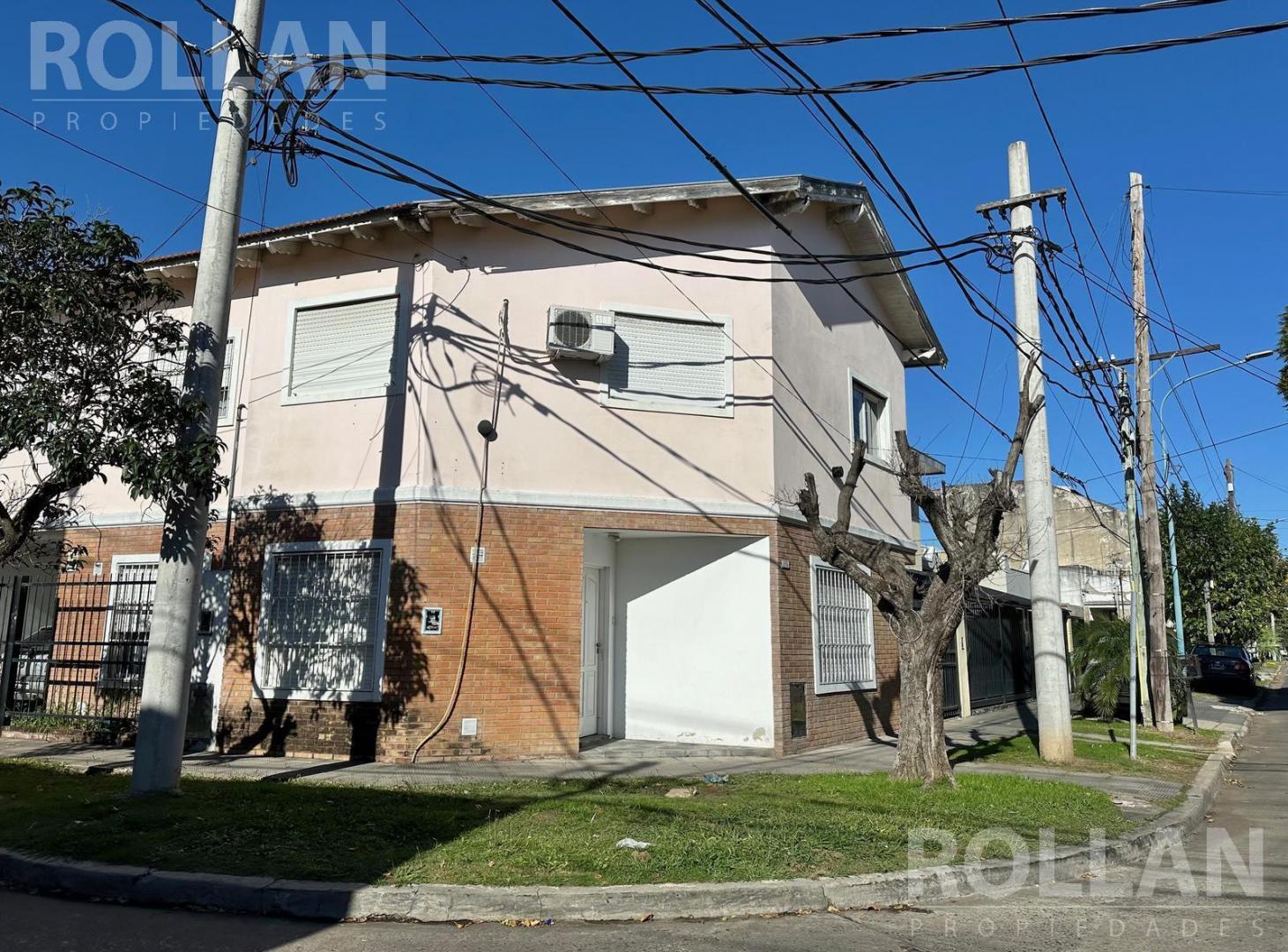 Foto de Duplex 3 amb en 2 pl en CARAPACHAY!! ALQUILER, imagen 4