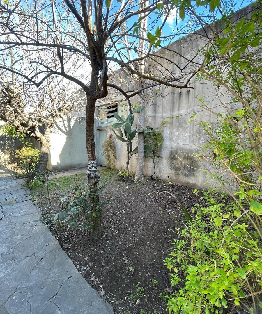 Foto de VENTA MUY BUEN DEPOSITO DE 230M2 ZONA INDUSTRIAL EN VILLA BALLESTER A, imagen 4