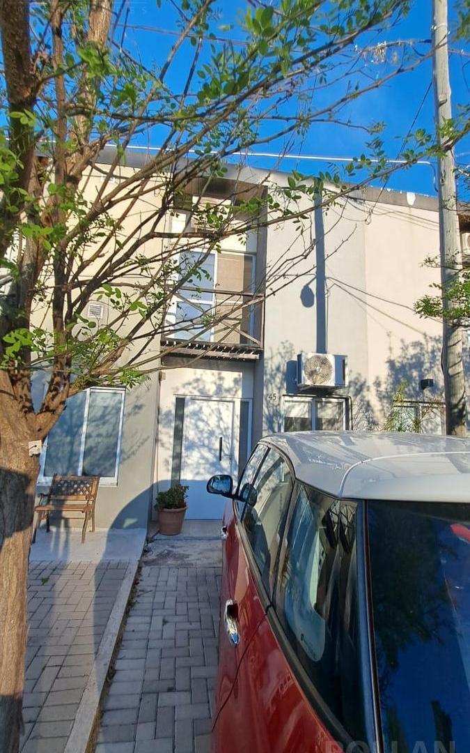 Foto de Duplex de 3 amb en 2 pl c/ent. auto!! VENTA ING. MASCHWITZ, BARRIO AYRES, imagen 2