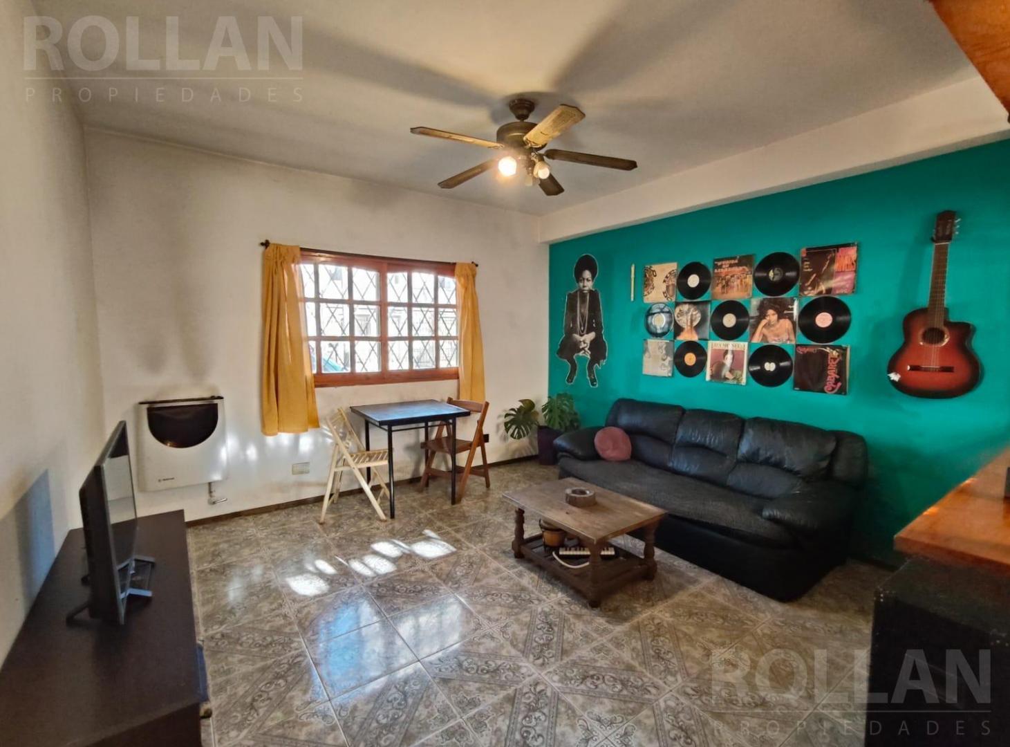 Foto de IMPERDIBLE PH 4AMB CON COCHERA Y PATIO, imagen 1