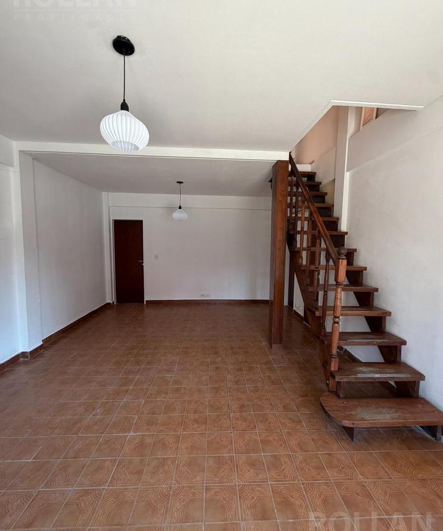 Foto de VENTA CHALET DUPLEX DE 3 AMBIENTES EN MUNRO EXCELENTE UBICACION CERCANO, imagen 3